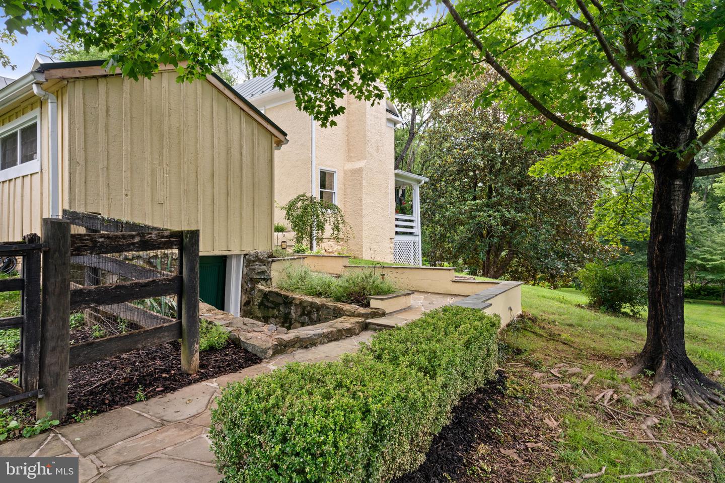 8520 MAIDSTONE RD, DELAPLANE, Virginia 20144, 3 Bedrooms Bedrooms, ,2 BathroomsBathrooms,Residential,For sale,8520 MAIDSTONE RD,VAFQ2017432 MLS # VAFQ2017432