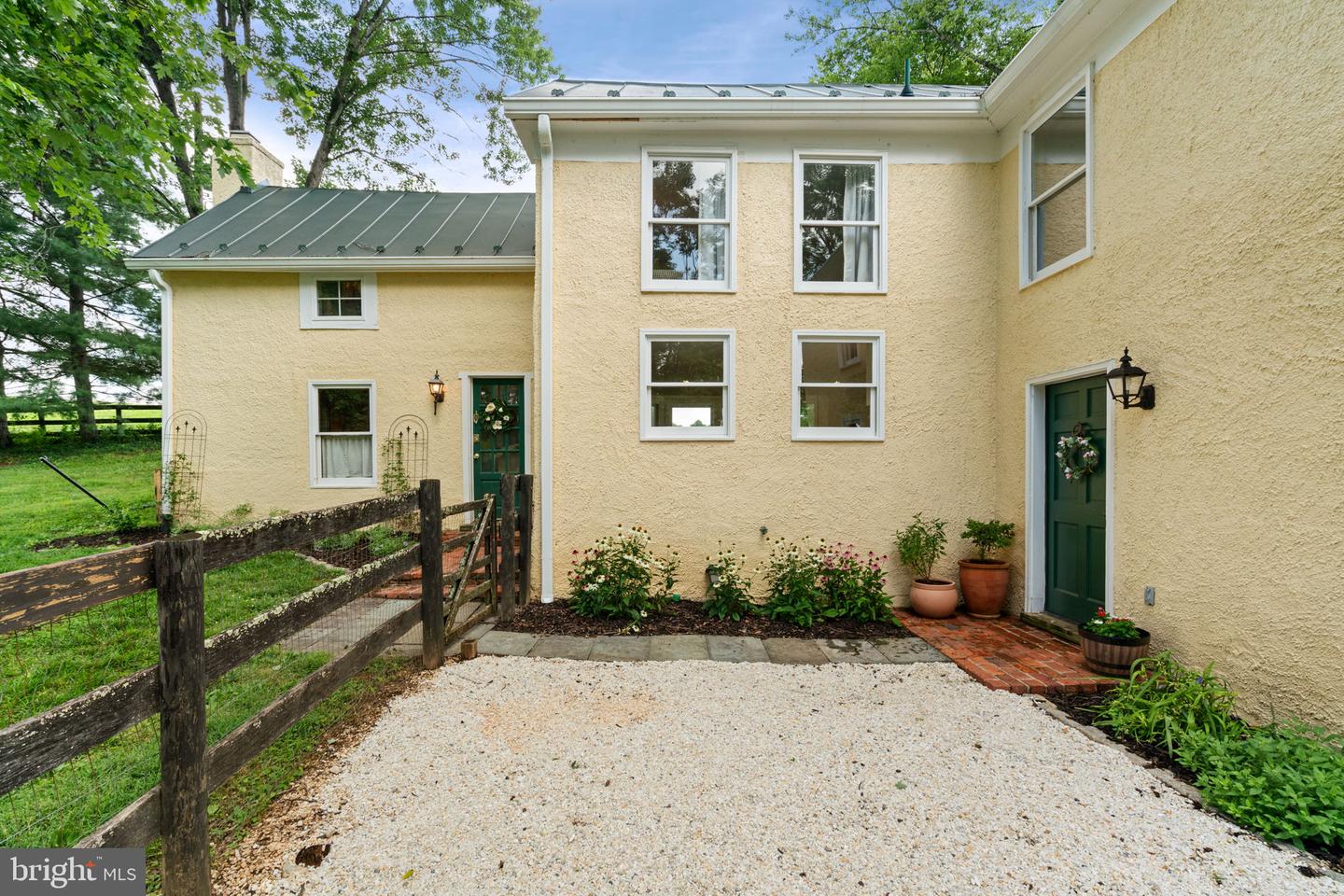 8520 MAIDSTONE RD, DELAPLANE, Virginia 20144, 3 Bedrooms Bedrooms, ,2 BathroomsBathrooms,Residential,For sale,8520 MAIDSTONE RD,VAFQ2017432 MLS # VAFQ2017432
