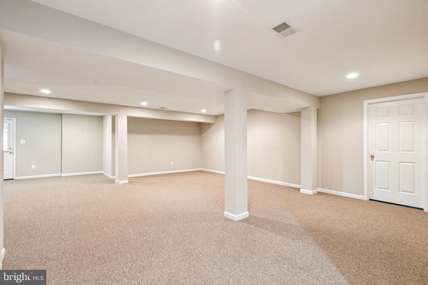 16 VANBURGH CT, STAFFORD, Virginia 22554, 4 Bedrooms Bedrooms, ,3 BathroomsBathrooms,Residential,For sale,16 VANBURGH CT,VAST2040792 MLS # VAST2040792