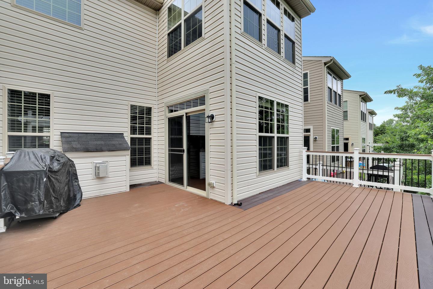 42712 OGILVIE SQ, ASHBURN, Virginia 20148, 4 Bedrooms Bedrooms, ,3 BathroomsBathrooms,Residential,For sale,42712 OGILVIE SQ,VALO2102054 MLS # VALO2102054