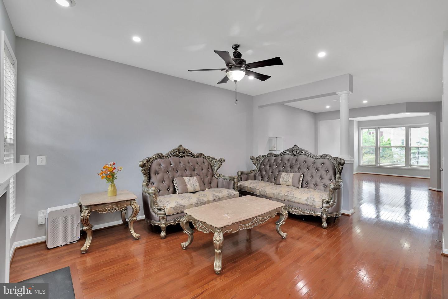 42712 OGILVIE SQ, ASHBURN, Virginia 20148, 4 Bedrooms Bedrooms, ,3 BathroomsBathrooms,Residential,For sale,42712 OGILVIE SQ,VALO2102054 MLS # VALO2102054