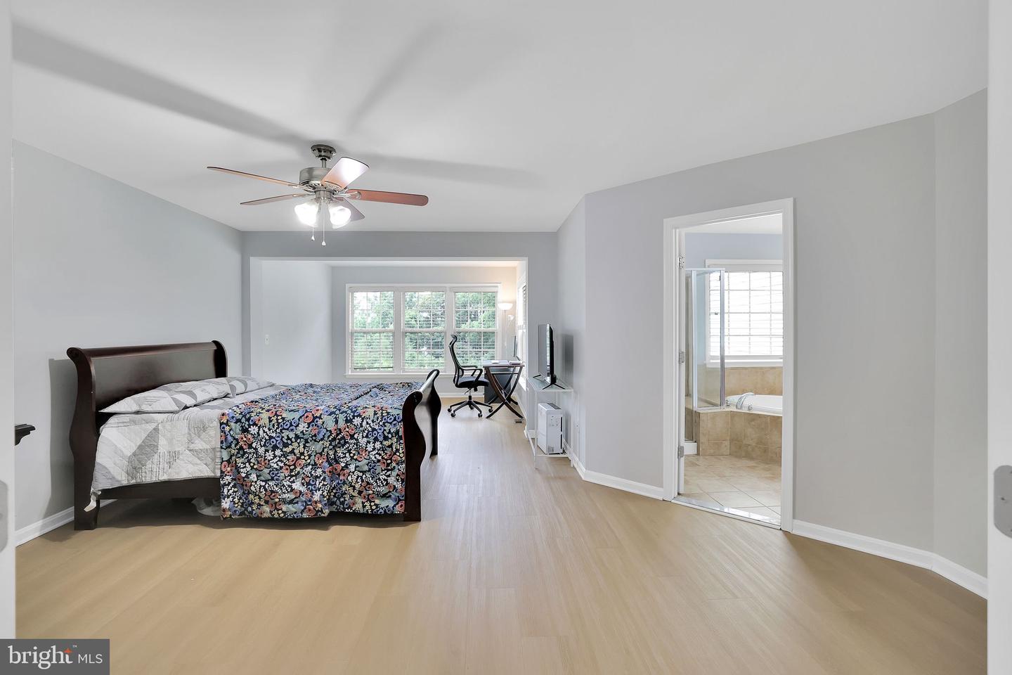 42712 OGILVIE SQ, ASHBURN, Virginia 20148, 4 Bedrooms Bedrooms, ,3 BathroomsBathrooms,Residential,For sale,42712 OGILVIE SQ,VALO2102054 MLS # VALO2102054