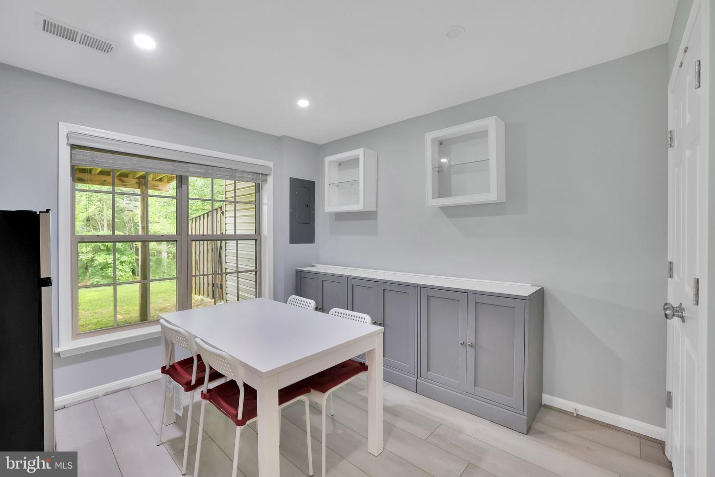 42712 OGILVIE SQ, ASHBURN, Virginia 20148, 4 Bedrooms Bedrooms, ,3 BathroomsBathrooms,Residential,For sale,42712 OGILVIE SQ,VALO2102054 MLS # VALO2102054