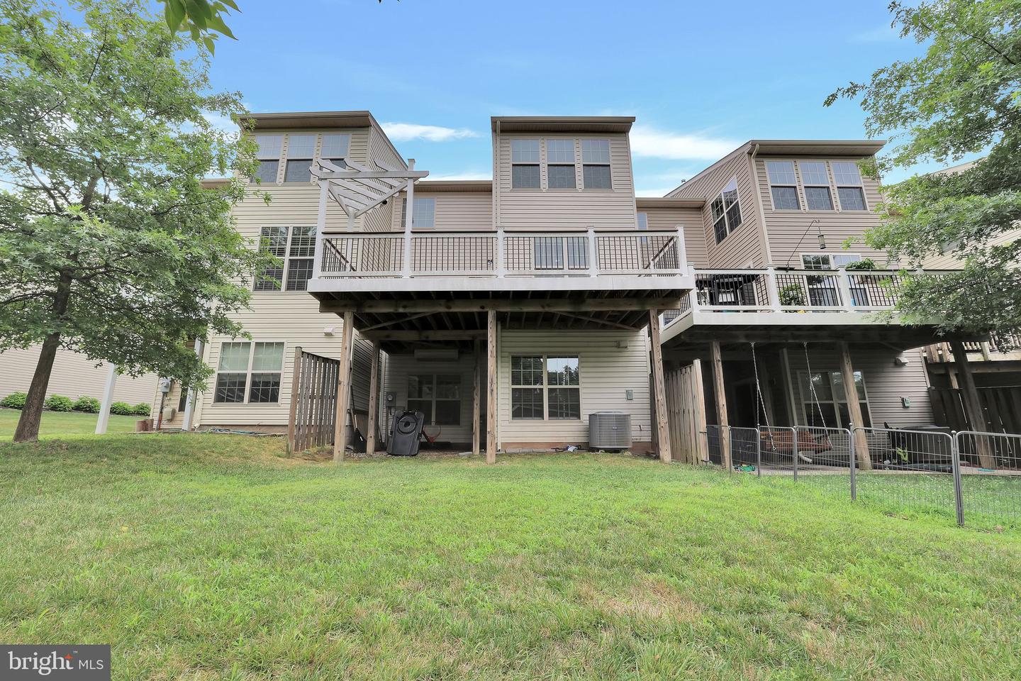 42712 OGILVIE SQ, ASHBURN, Virginia 20148, 4 Bedrooms Bedrooms, ,3 BathroomsBathrooms,Residential,For sale,42712 OGILVIE SQ,VALO2102054 MLS # VALO2102054