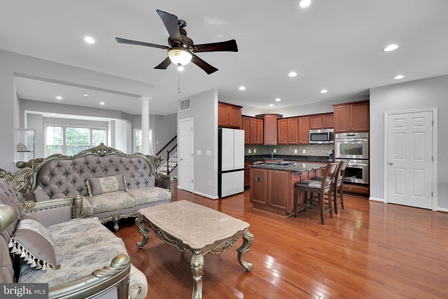 42712 OGILVIE SQ, ASHBURN, Virginia 20148, 4 Bedrooms Bedrooms, ,3 BathroomsBathrooms,Residential,For sale,42712 OGILVIE SQ,VALO2102054 MLS # VALO2102054