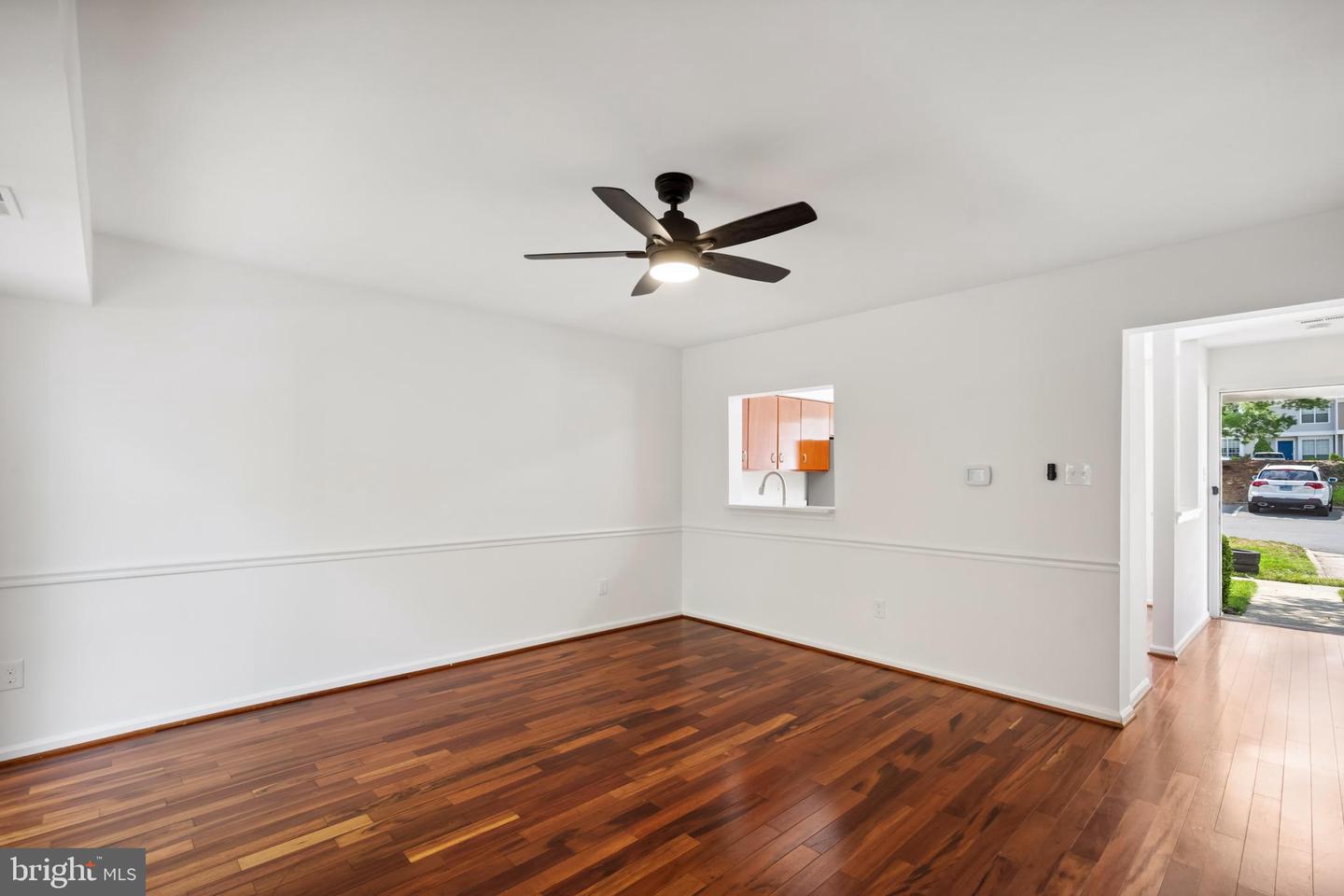 258 COVENTRY SQ, STERLING, Virginia 20164, 2 Bedrooms Bedrooms, ,1 BathroomBathrooms,Residential,For sale,258 COVENTRY SQ,VALO2102058 MLS # VALO2102058