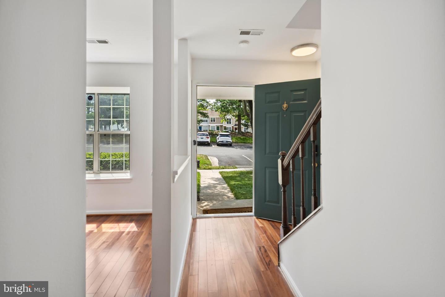 258 COVENTRY SQ, STERLING, Virginia 20164, 2 Bedrooms Bedrooms, ,1 BathroomBathrooms,Residential,For sale,258 COVENTRY SQ,VALO2102058 MLS # VALO2102058