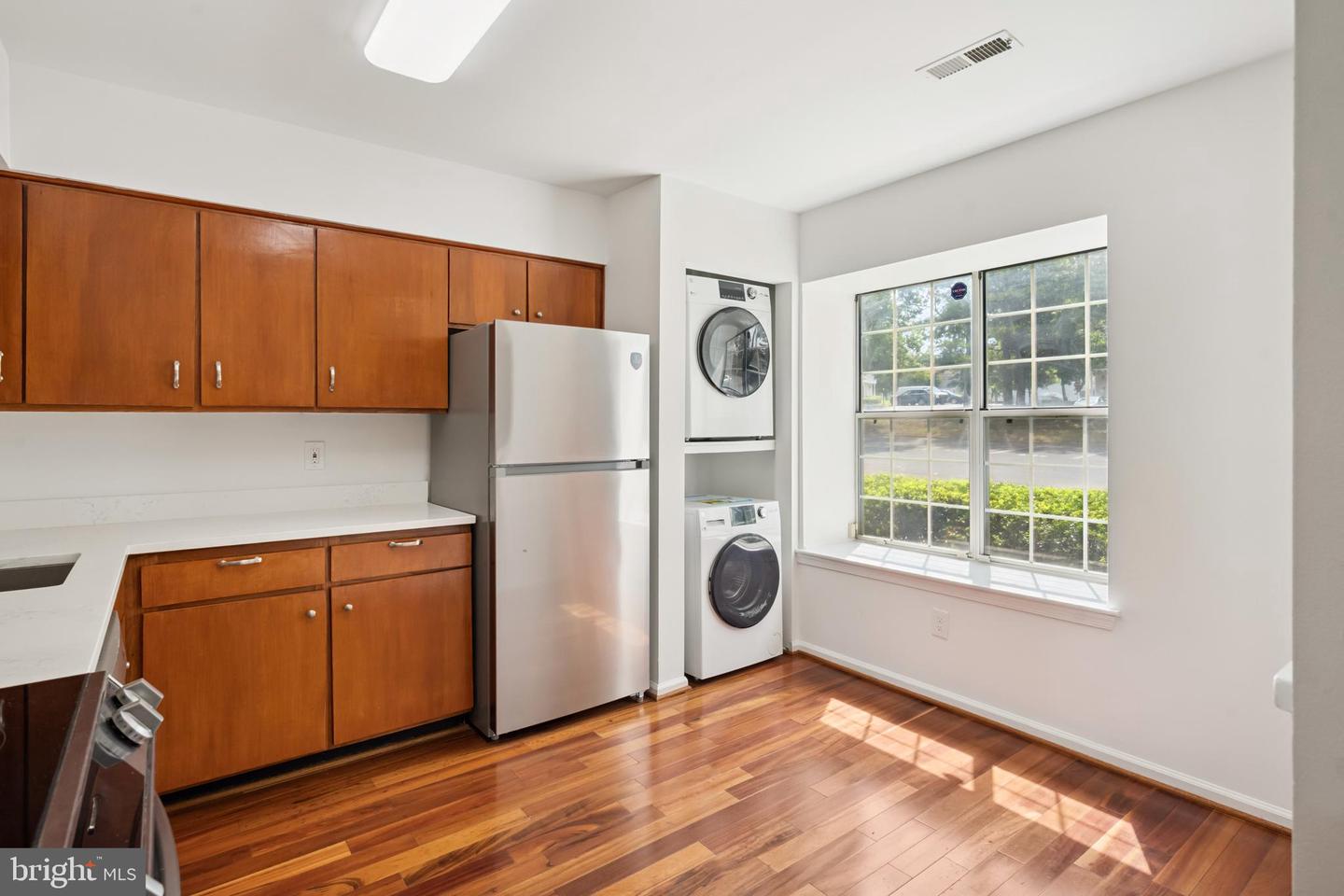 258 COVENTRY SQ, STERLING, Virginia 20164, 2 Bedrooms Bedrooms, ,1 BathroomBathrooms,Residential,For sale,258 COVENTRY SQ,VALO2102058 MLS # VALO2102058