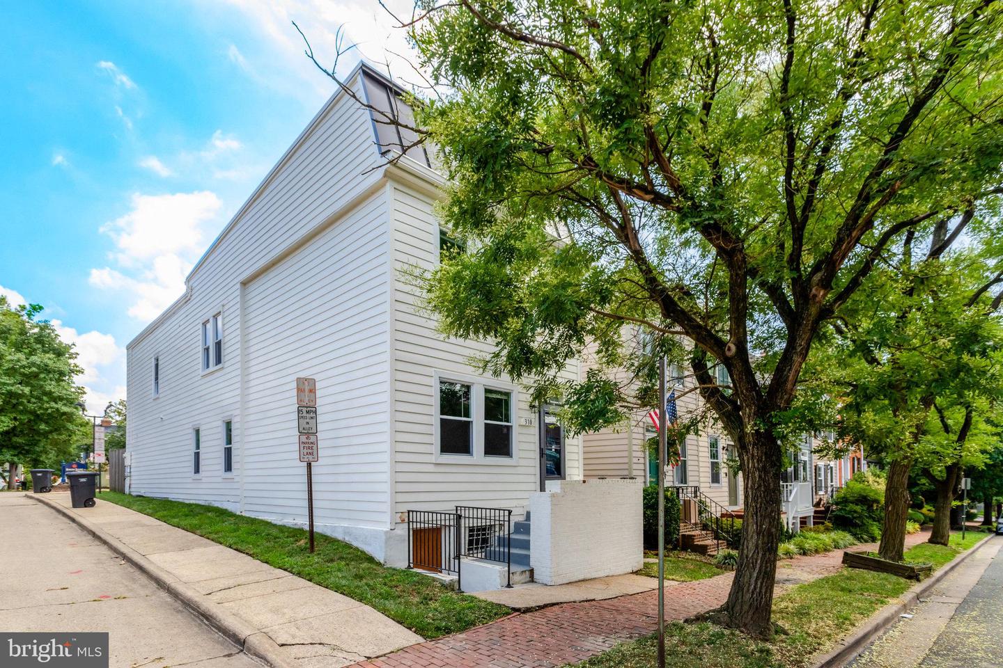 310 S ALFRED ST, ALEXANDRIA, Virginia 22314, 4 Bedrooms Bedrooms, ,3 BathroomsBathrooms,Residential,For sale,310 S ALFRED ST,VAAX2047462 MLS # VAAX2047462