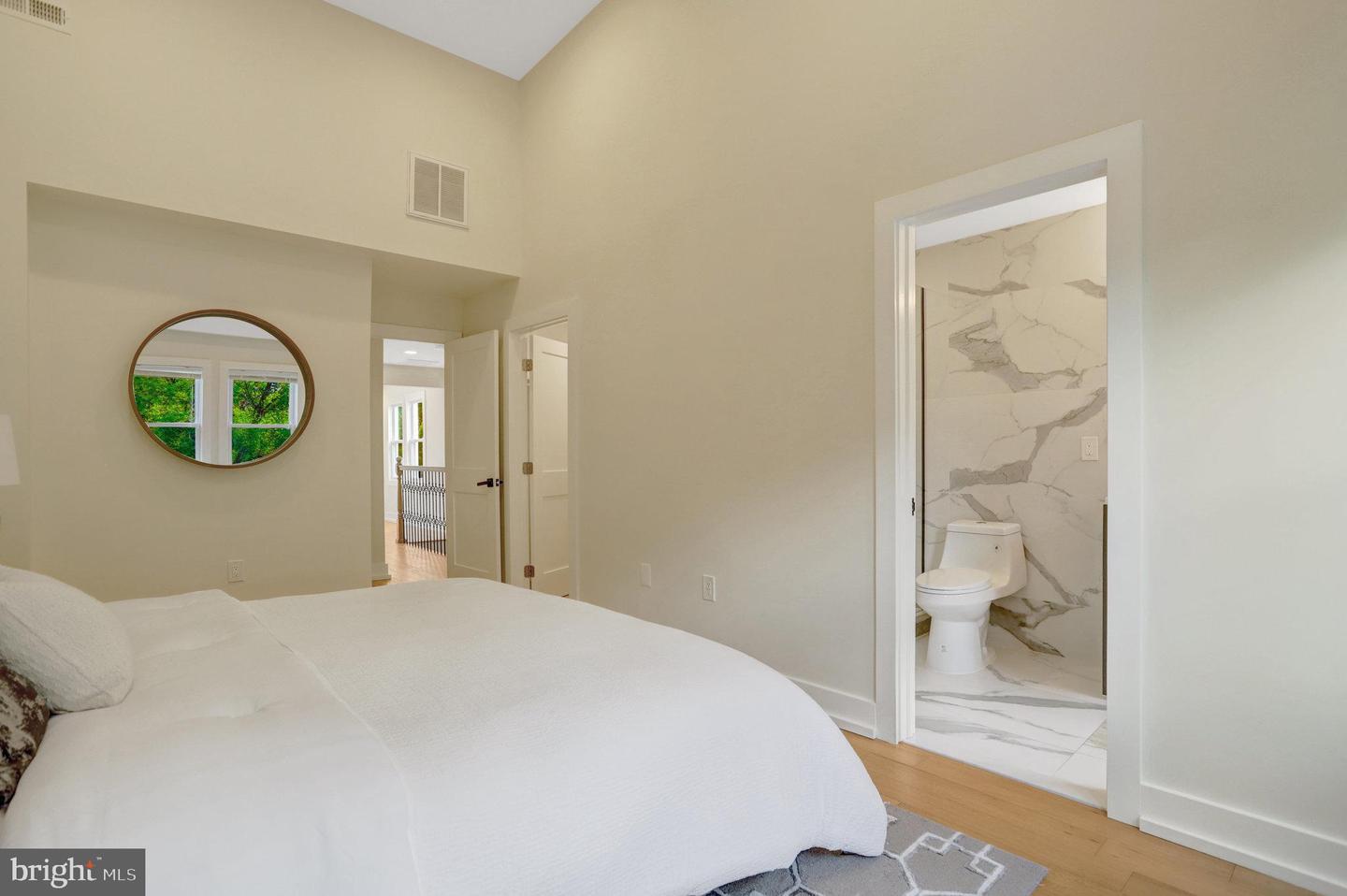 310 S ALFRED ST, ALEXANDRIA, Virginia 22314, 4 Bedrooms Bedrooms, ,3 BathroomsBathrooms,Residential,For sale,310 S ALFRED ST,VAAX2047462 MLS # VAAX2047462