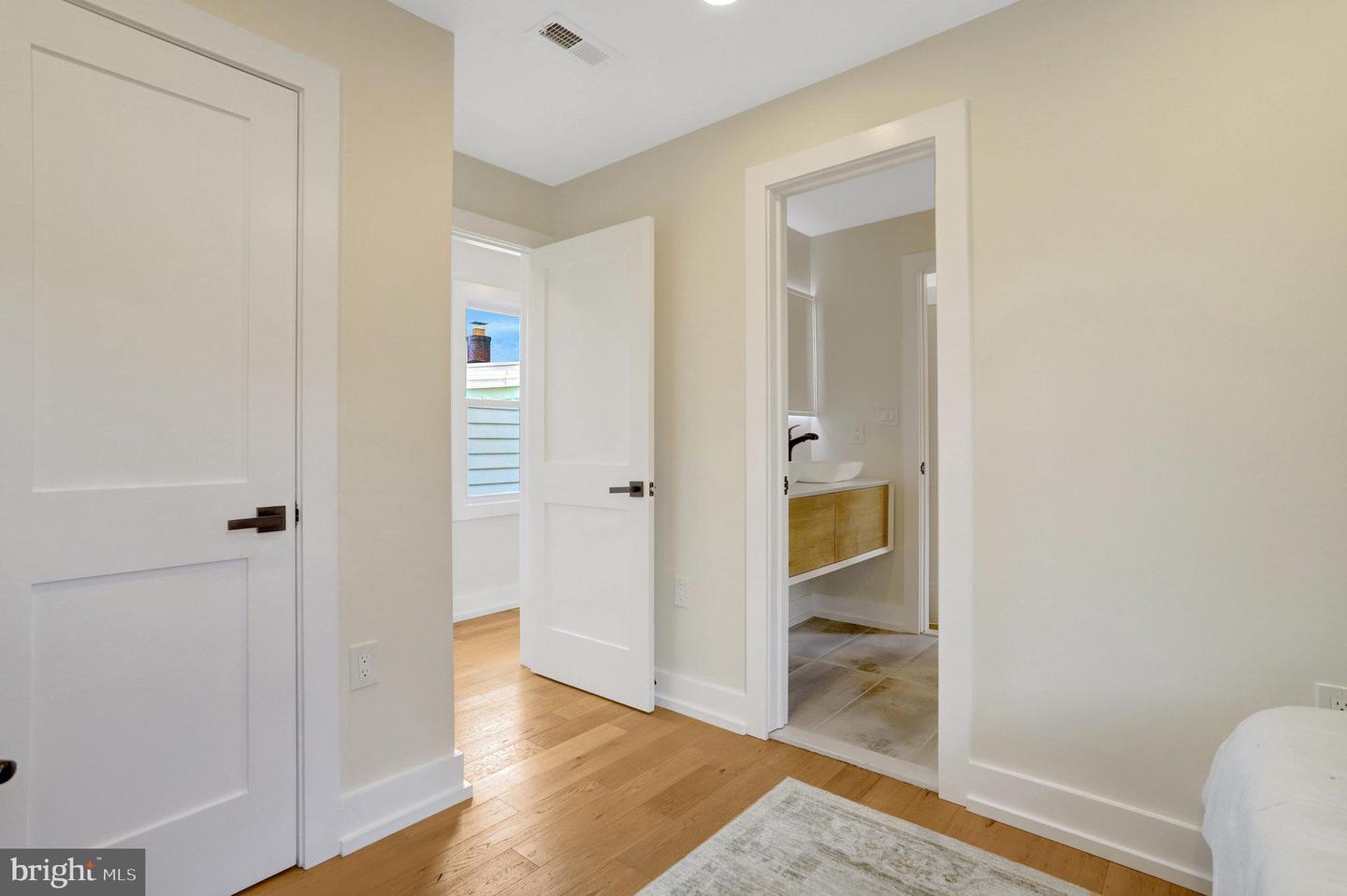 310 S ALFRED ST, ALEXANDRIA, Virginia 22314, 4 Bedrooms Bedrooms, ,3 BathroomsBathrooms,Residential,For sale,310 S ALFRED ST,VAAX2047462 MLS # VAAX2047462