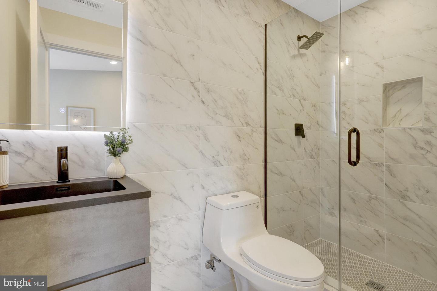310 S ALFRED ST, ALEXANDRIA, Virginia 22314, 4 Bedrooms Bedrooms, ,3 BathroomsBathrooms,Residential,For sale,310 S ALFRED ST,VAAX2047462 MLS # VAAX2047462