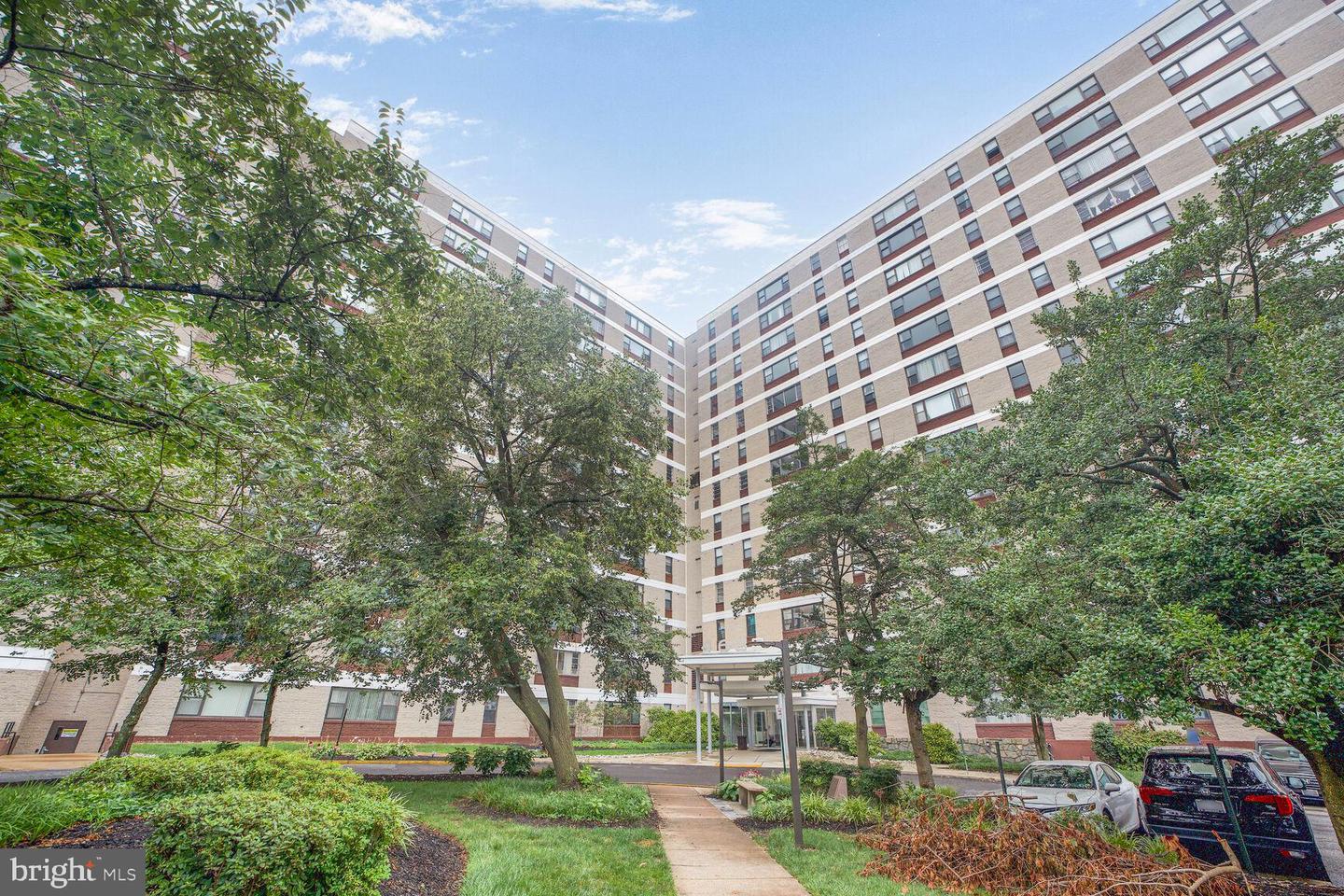 4600 DUKE ST #719, ALEXANDRIA, Virginia 22304, 3 Bedrooms Bedrooms, ,2 BathroomsBathrooms,Residential,For sale,4600 DUKE ST #719,VAAX2047466 MLS # VAAX2047466