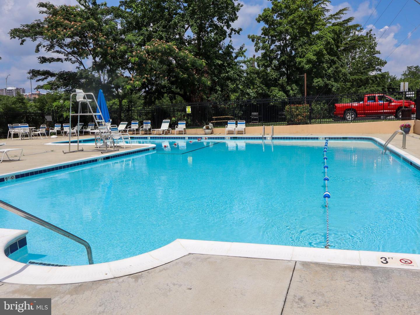 4600 DUKE ST #719, ALEXANDRIA, Virginia 22304, 3 Bedrooms Bedrooms, ,2 BathroomsBathrooms,Residential,For sale,4600 DUKE ST #719,VAAX2047466 MLS # VAAX2047466