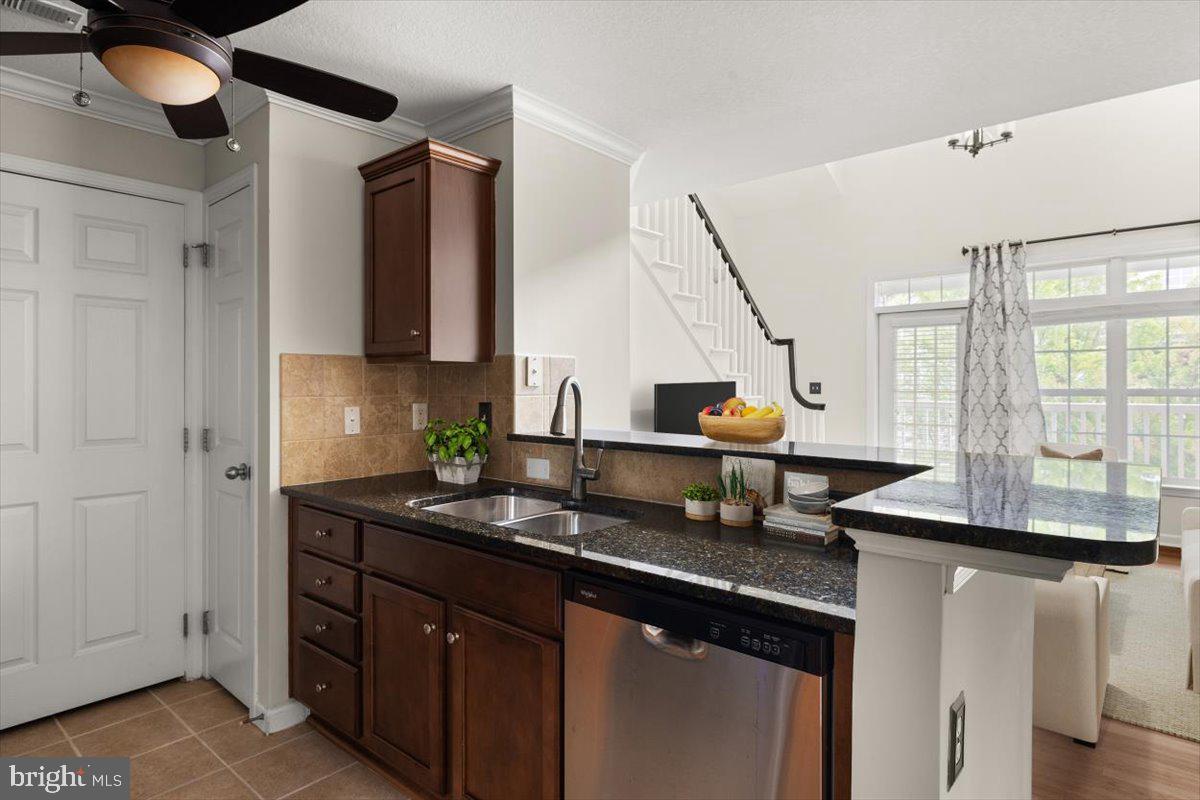 505 SUNSET VIEW TER SE #304, LEESBURG, Virginia 20175, 1 Bedroom Bedrooms, ,1 BathroomBathrooms,Residential,For sale,505 SUNSET VIEW TER SE #304,VALO2102084 MLS # VALO2102084