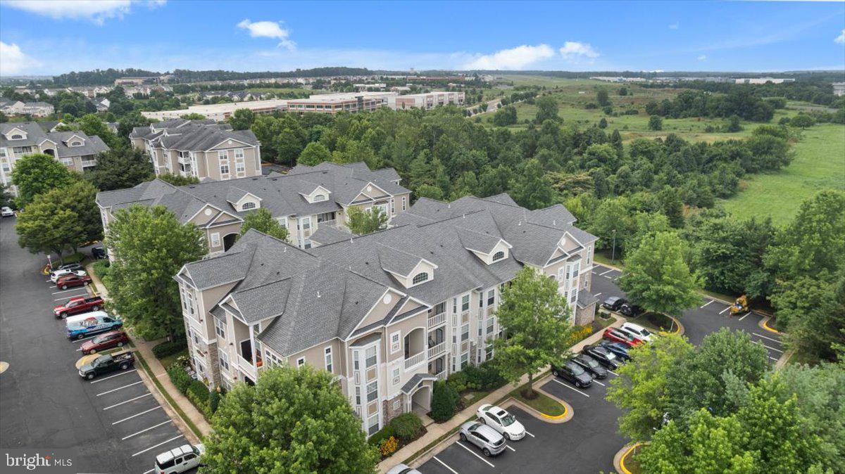 505 SUNSET VIEW TER SE #304, LEESBURG, Virginia 20175, 1 Bedroom Bedrooms, ,1 BathroomBathrooms,Residential,For sale,505 SUNSET VIEW TER SE #304,VALO2102084 MLS # VALO2102084