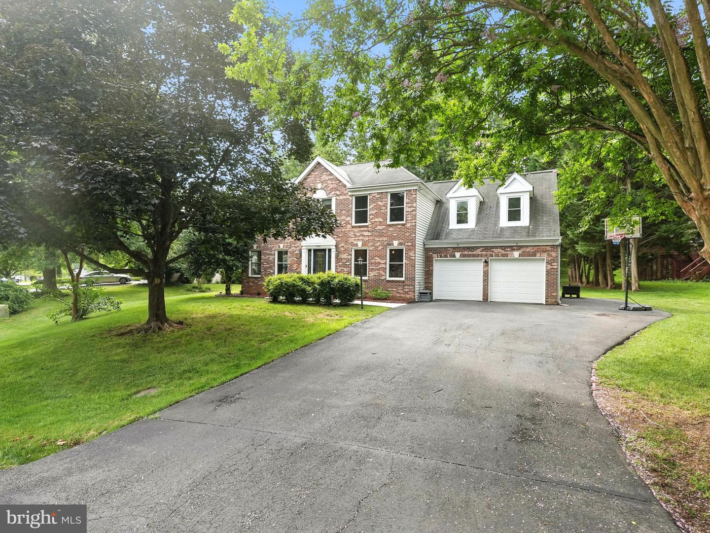 15055 GREENMOUNT DR, WOODBRIDGE, Virginia 22193, 4 Bedrooms Bedrooms, ,3 BathroomsBathrooms,Residential,For sale,15055 GREENMOUNT DR,VAPW2099182 MLS # VAPW2099182