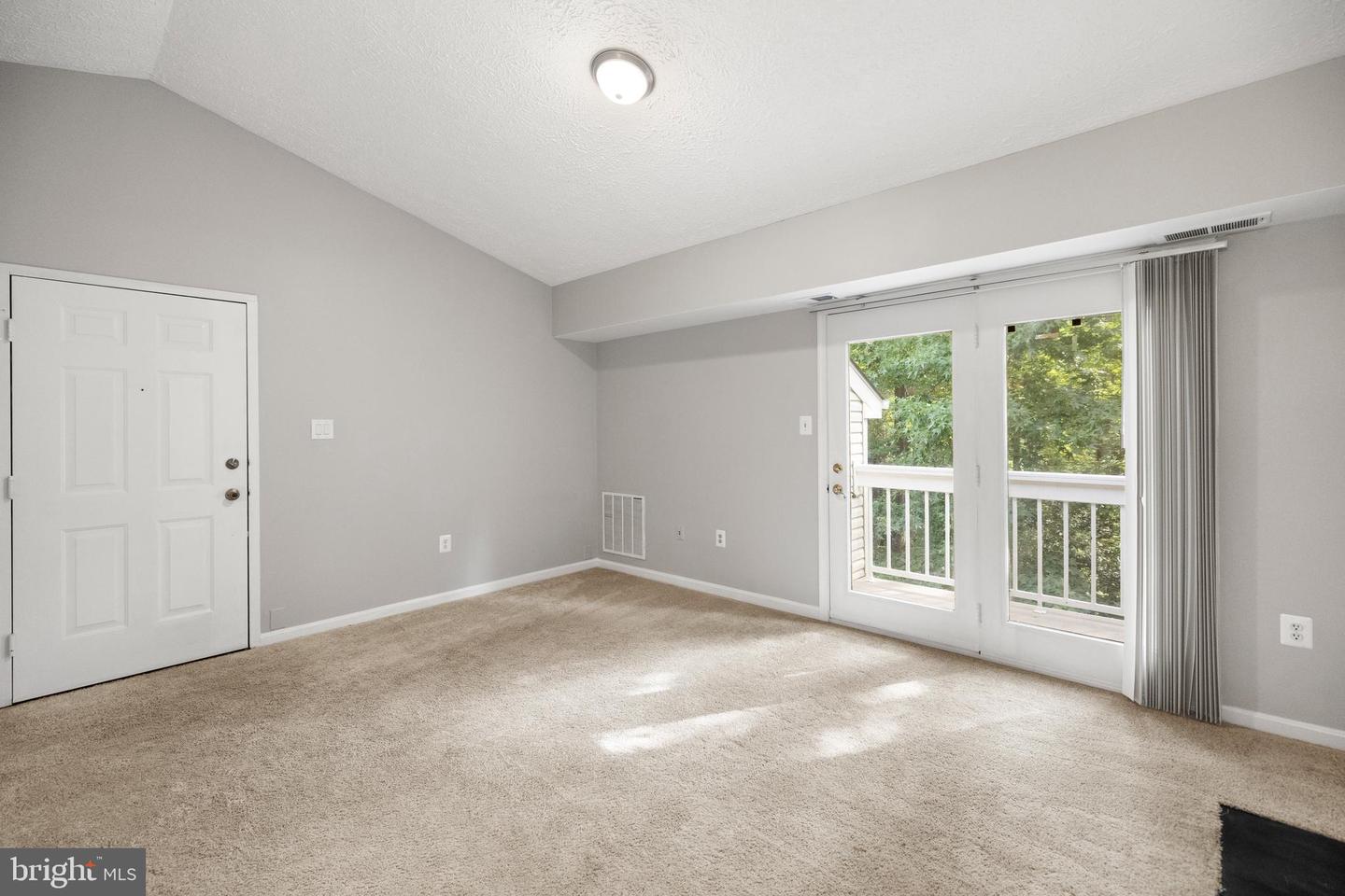 5708 SHADWELL CT #107, ALEXANDRIA, Virginia 22309, 1 Bedroom Bedrooms, ,1 BathroomBathrooms,Residential,For sale,5708 SHADWELL CT #107,VAFX2255388 MLS # VAFX2255388