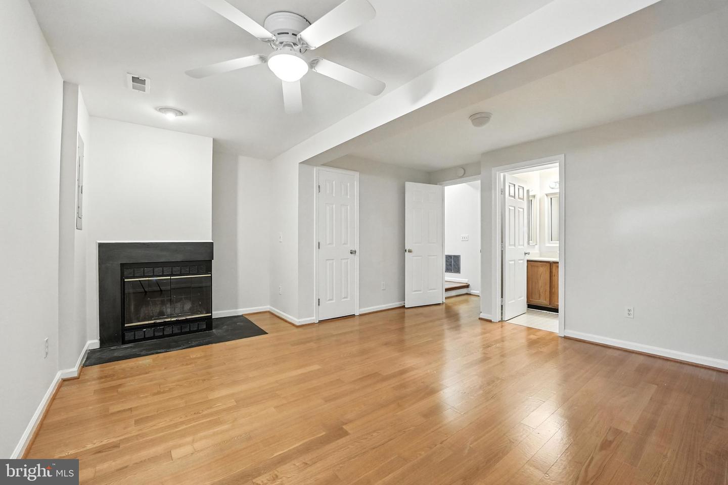 9763 MOCK ORANGE CT, MANASSAS, Virginia 20110, 3 Bedrooms Bedrooms, ,3 BathroomsBathrooms,Residential,For sale,9763 MOCK ORANGE CT,VAMN2008684 MLS # VAMN2008684