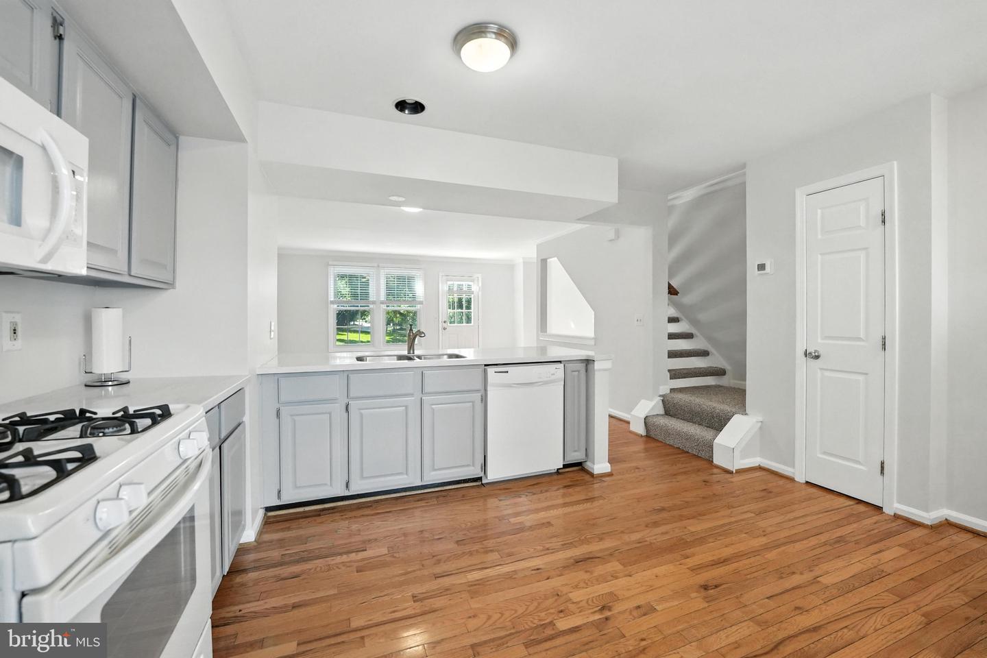 9763 MOCK ORANGE CT, MANASSAS, Virginia 20110, 3 Bedrooms Bedrooms, ,3 BathroomsBathrooms,Residential,For sale,9763 MOCK ORANGE CT,VAMN2008684 MLS # VAMN2008684