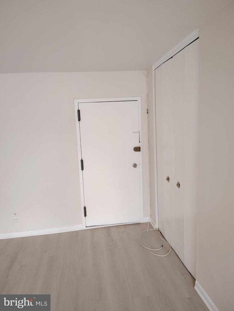 1260 NW 21ST ST NW #210, WASHINGTON, District Of Columbia 20036, 3 Rooms Rooms,1 BathroomBathrooms,Residential,For sale,1260 NW 21ST ST NW #210,DCDC2210344 MLS # DCDC2210344