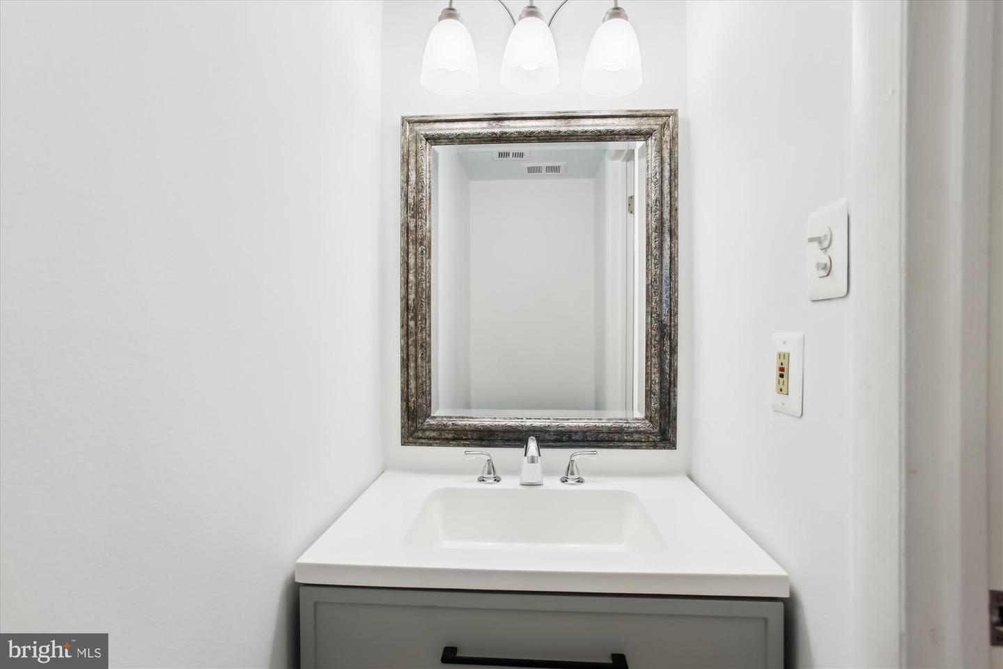 2201 JENSEN PL, HERNDON, Virginia 20170, 3 Bedrooms Bedrooms, ,1 BathroomBathrooms,Residential,For sale,2201 JENSEN PL,VAFX2255438 MLS # VAFX2255438