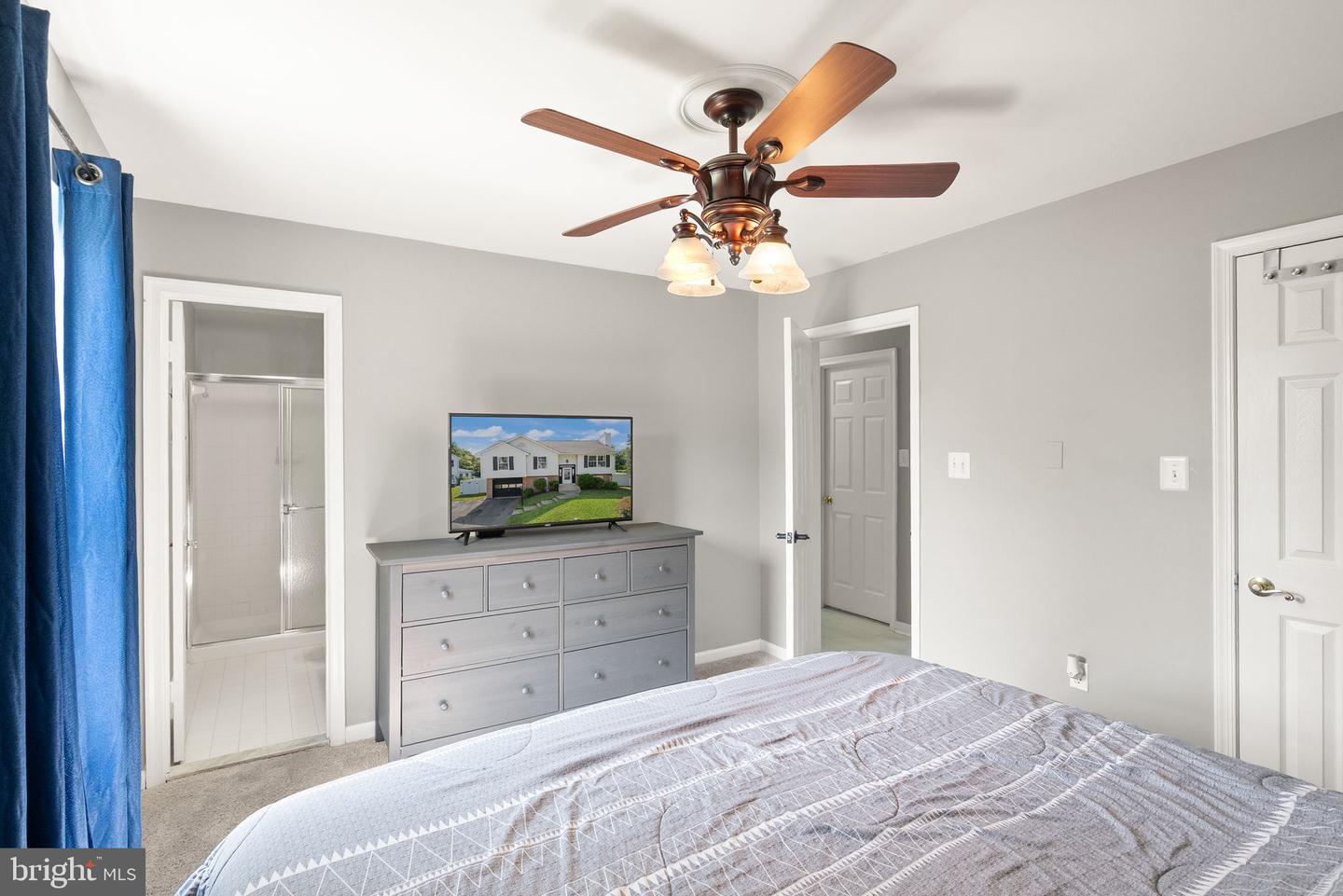5837 RIVERSIDE DR, WOODBRIDGE, Virginia 22193, 4 Bedrooms Bedrooms, ,3 BathroomsBathrooms,Residential,For sale,5837 RIVERSIDE DR,VAPW2099204 MLS # VAPW2099204