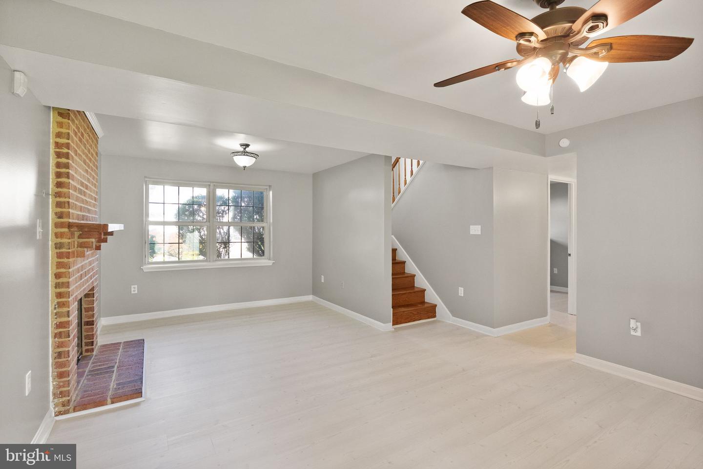 5837 RIVERSIDE DR, WOODBRIDGE, Virginia 22193, 4 Bedrooms Bedrooms, ,3 BathroomsBathrooms,Residential,For sale,5837 RIVERSIDE DR,VAPW2099204 MLS # VAPW2099204