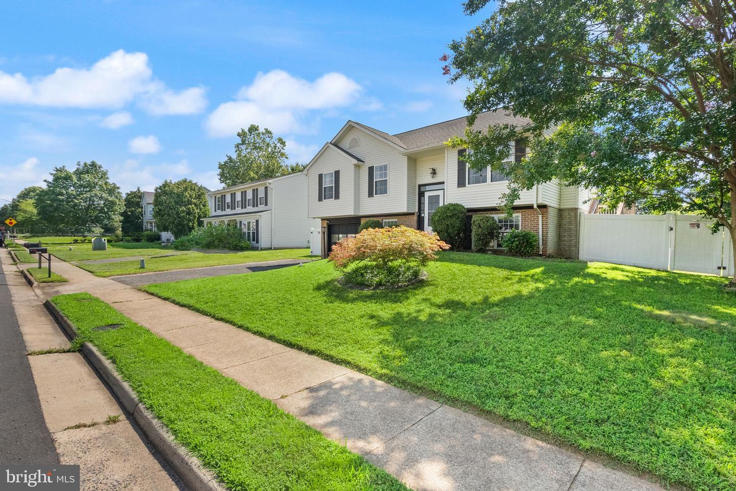 5837 RIVERSIDE DR, WOODBRIDGE, Virginia 22193, 4 Bedrooms Bedrooms, ,3 BathroomsBathrooms,Residential,For sale,5837 RIVERSIDE DR,VAPW2099204 MLS # VAPW2099204