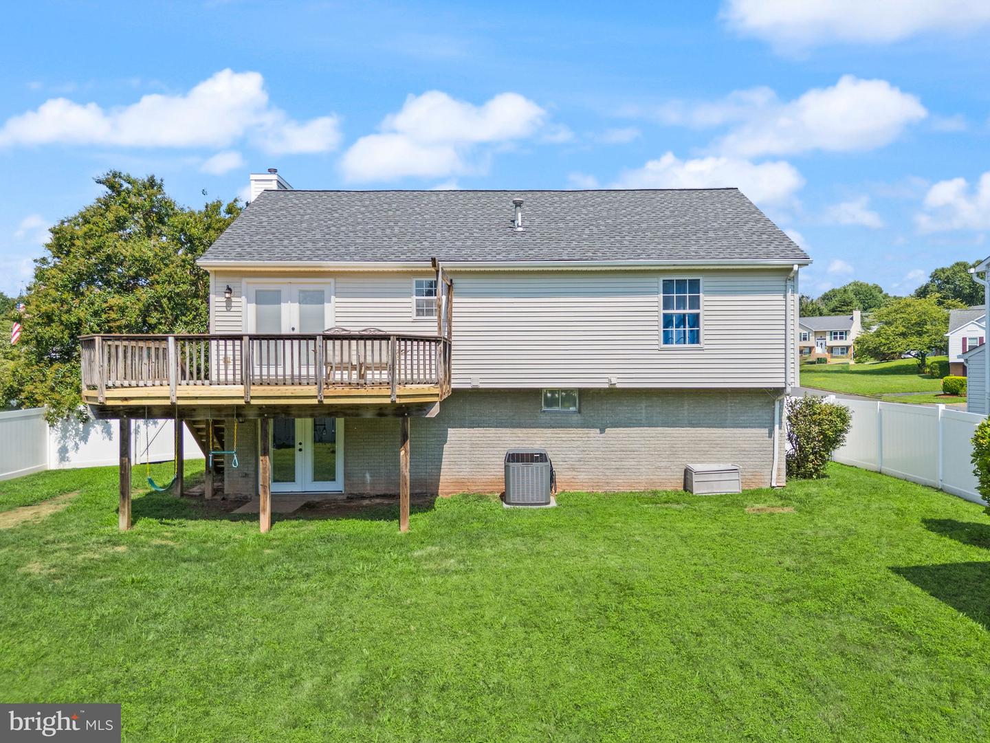 5837 RIVERSIDE DR, WOODBRIDGE, Virginia 22193, 4 Bedrooms Bedrooms, ,3 BathroomsBathrooms,Residential,For sale,5837 RIVERSIDE DR,VAPW2099204 MLS # VAPW2099204