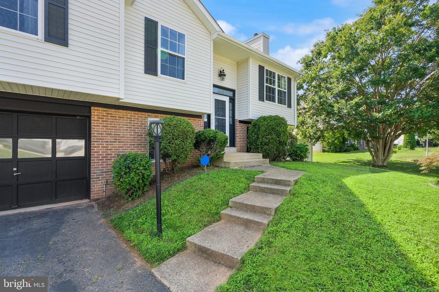 5837 RIVERSIDE DR, WOODBRIDGE, Virginia 22193, 4 Bedrooms Bedrooms, ,3 BathroomsBathrooms,Residential,For sale,5837 RIVERSIDE DR,VAPW2099204 MLS # VAPW2099204