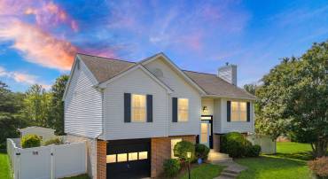 5837 RIVERSIDE DR, WOODBRIDGE, Virginia 22193, 4 Bedrooms Bedrooms, ,3 BathroomsBathrooms,Residential,For sale,5837 RIVERSIDE DR,VAPW2099204 MLS # VAPW2099204
