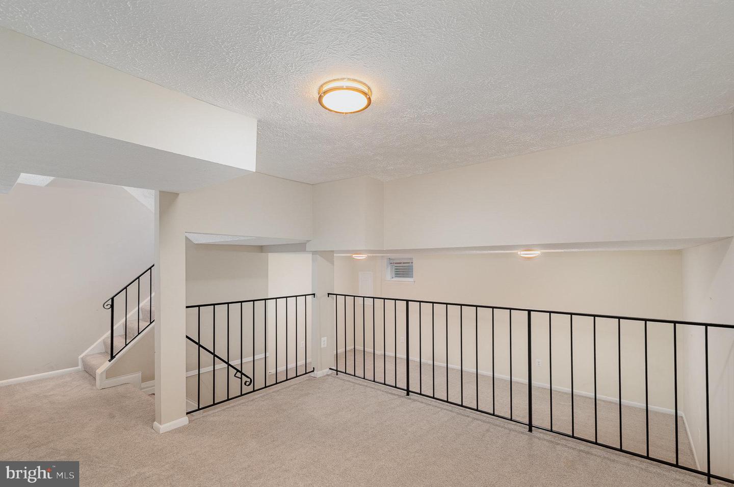 5516 WINFORD CT, FAIRFAX, Virginia 22032, 3 Bedrooms Bedrooms, ,2 BathroomsBathrooms,Residential,For sale,5516 WINFORD CT,VAFX2255506 MLS # VAFX2255506
