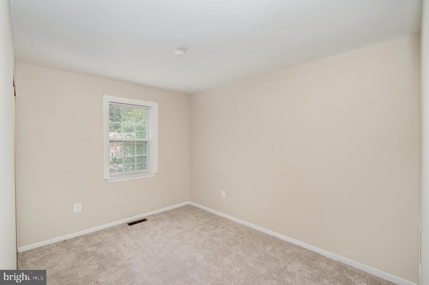 5516 WINFORD CT, FAIRFAX, Virginia 22032, 3 Bedrooms Bedrooms, ,2 BathroomsBathrooms,Residential,For sale,5516 WINFORD CT,VAFX2255506 MLS # VAFX2255506