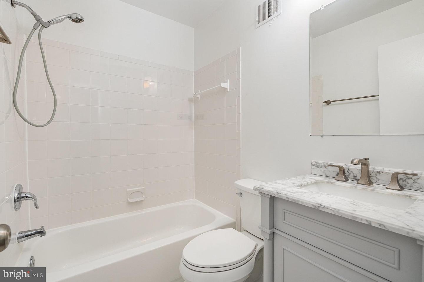 5516 WINFORD CT, FAIRFAX, Virginia 22032, 3 Bedrooms Bedrooms, ,2 BathroomsBathrooms,Residential,For sale,5516 WINFORD CT,VAFX2255506 MLS # VAFX2255506