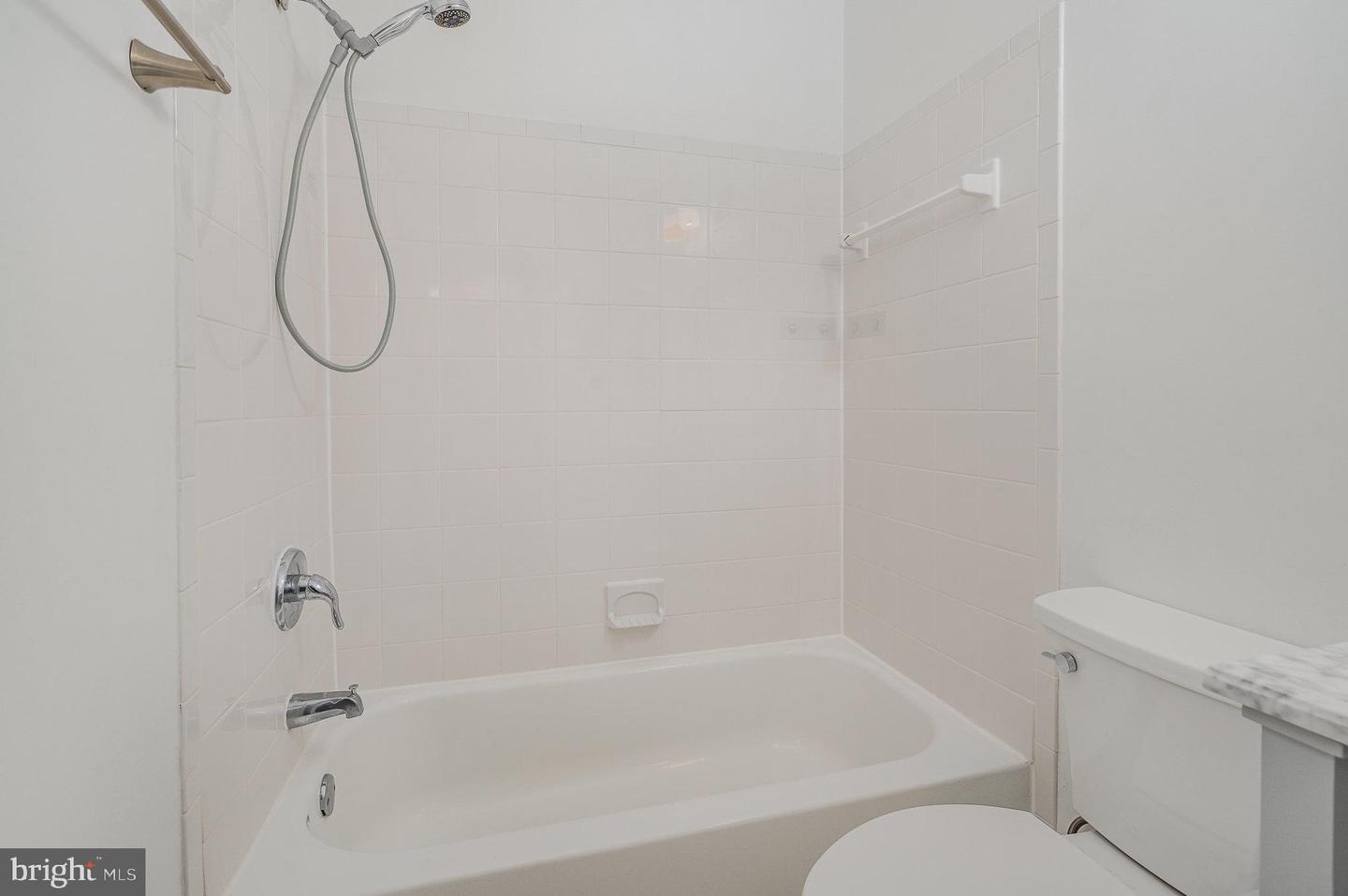 5516 WINFORD CT, FAIRFAX, Virginia 22032, 3 Bedrooms Bedrooms, ,2 BathroomsBathrooms,Residential,For sale,5516 WINFORD CT,VAFX2255506 MLS # VAFX2255506