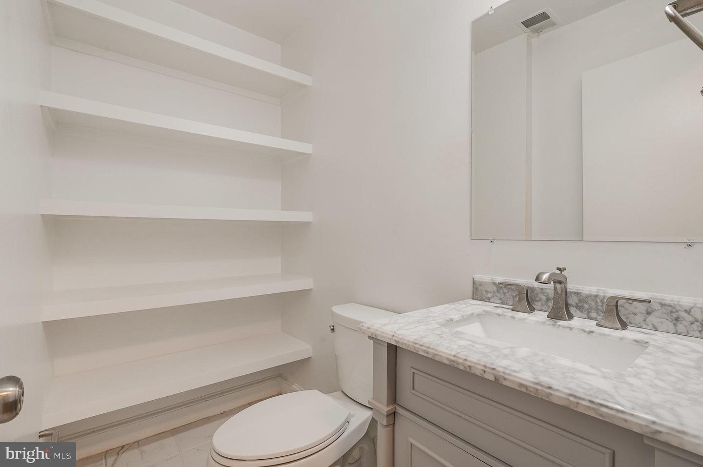 5516 WINFORD CT, FAIRFAX, Virginia 22032, 3 Bedrooms Bedrooms, ,2 BathroomsBathrooms,Residential,For sale,5516 WINFORD CT,VAFX2255506 MLS # VAFX2255506