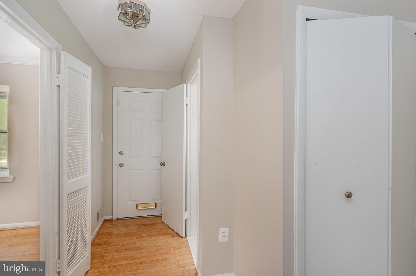 5516 WINFORD CT, FAIRFAX, Virginia 22032, 3 Bedrooms Bedrooms, ,2 BathroomsBathrooms,Residential,For sale,5516 WINFORD CT,VAFX2255506 MLS # VAFX2255506