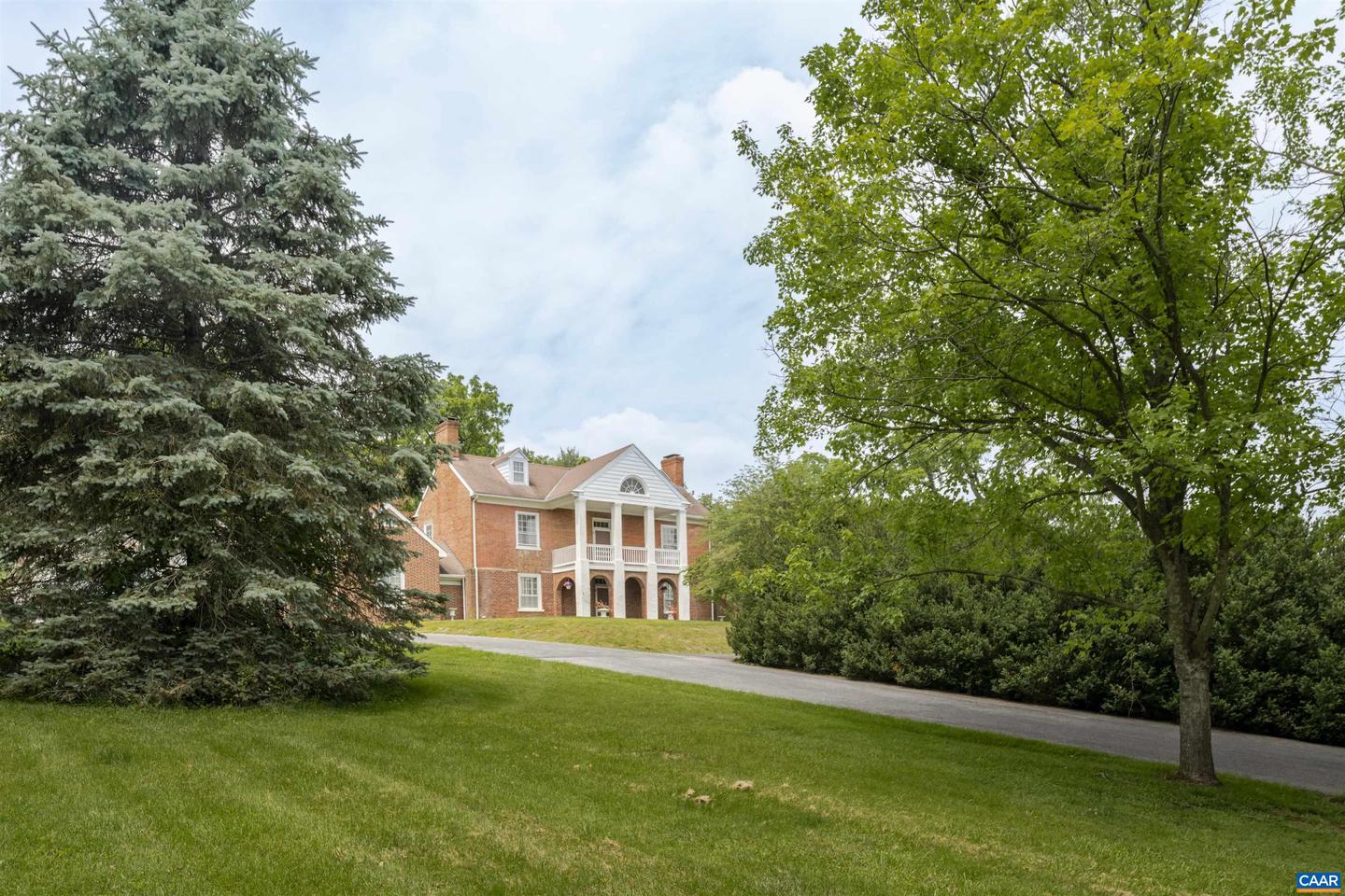 610 NEW HOPE RD, STAUNTON, Virginia 24401, 6 Bedrooms Bedrooms, ,4 BathroomsBathrooms,Residential,For sale,610 NEW HOPE RD,666789 MLS # 666789