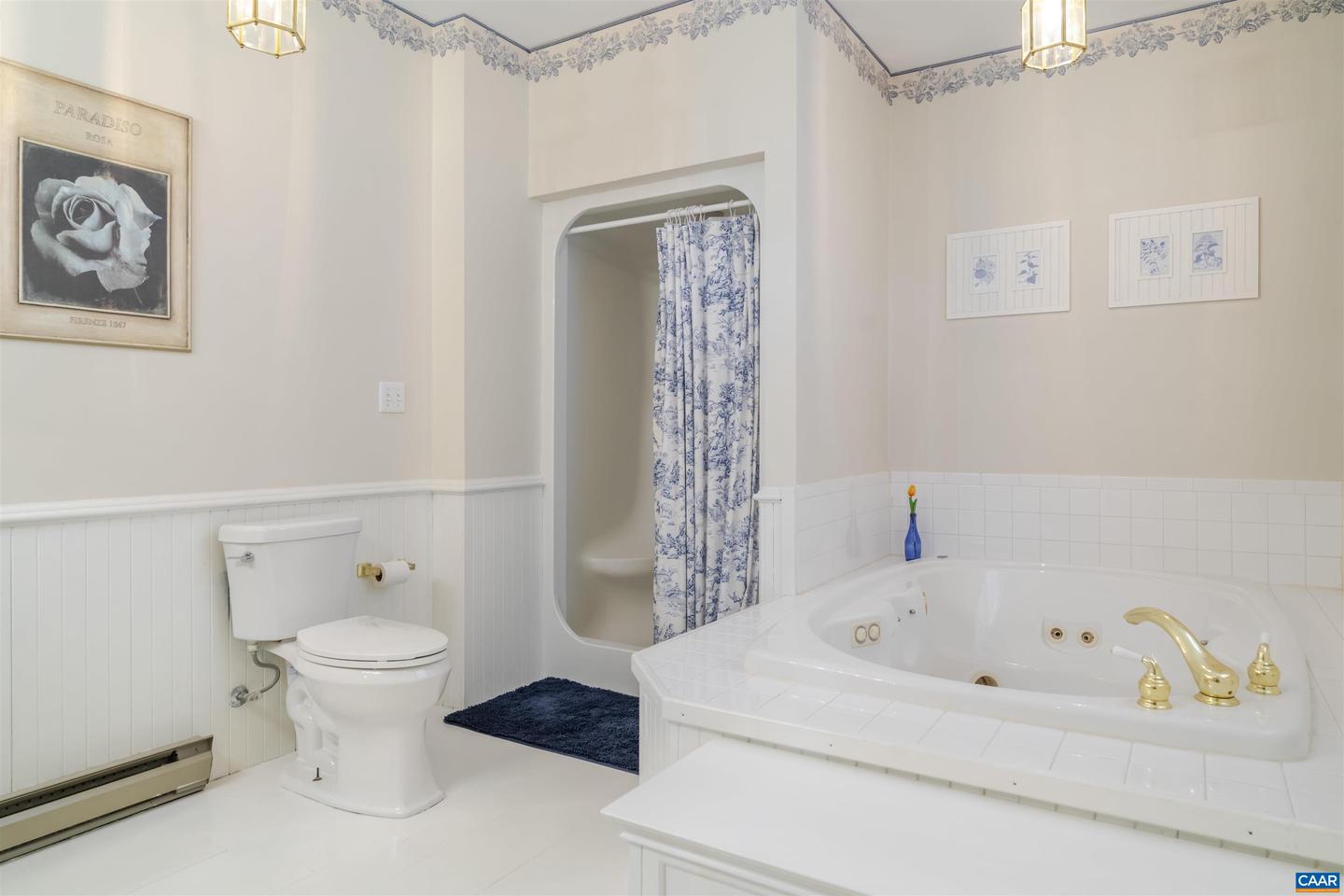 610 NEW HOPE RD, STAUNTON, Virginia 24401, 6 Bedrooms Bedrooms, ,4 BathroomsBathrooms,Residential,For sale,610 NEW HOPE RD,666789 MLS # 666789