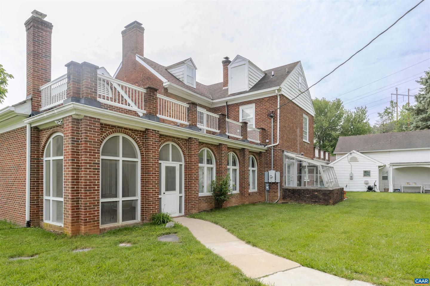 610 NEW HOPE RD, STAUNTON, Virginia 24401, 6 Bedrooms Bedrooms, ,4 BathroomsBathrooms,Residential,For sale,610 NEW HOPE RD,666789 MLS # 666789