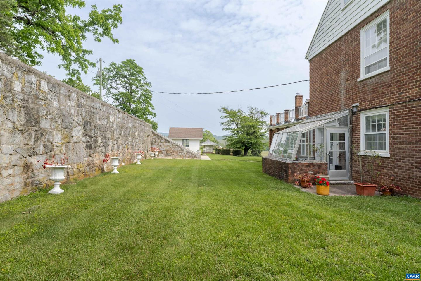 610 NEW HOPE RD, STAUNTON, Virginia 24401, 6 Bedrooms Bedrooms, ,4 BathroomsBathrooms,Residential,For sale,610 NEW HOPE RD,666789 MLS # 666789