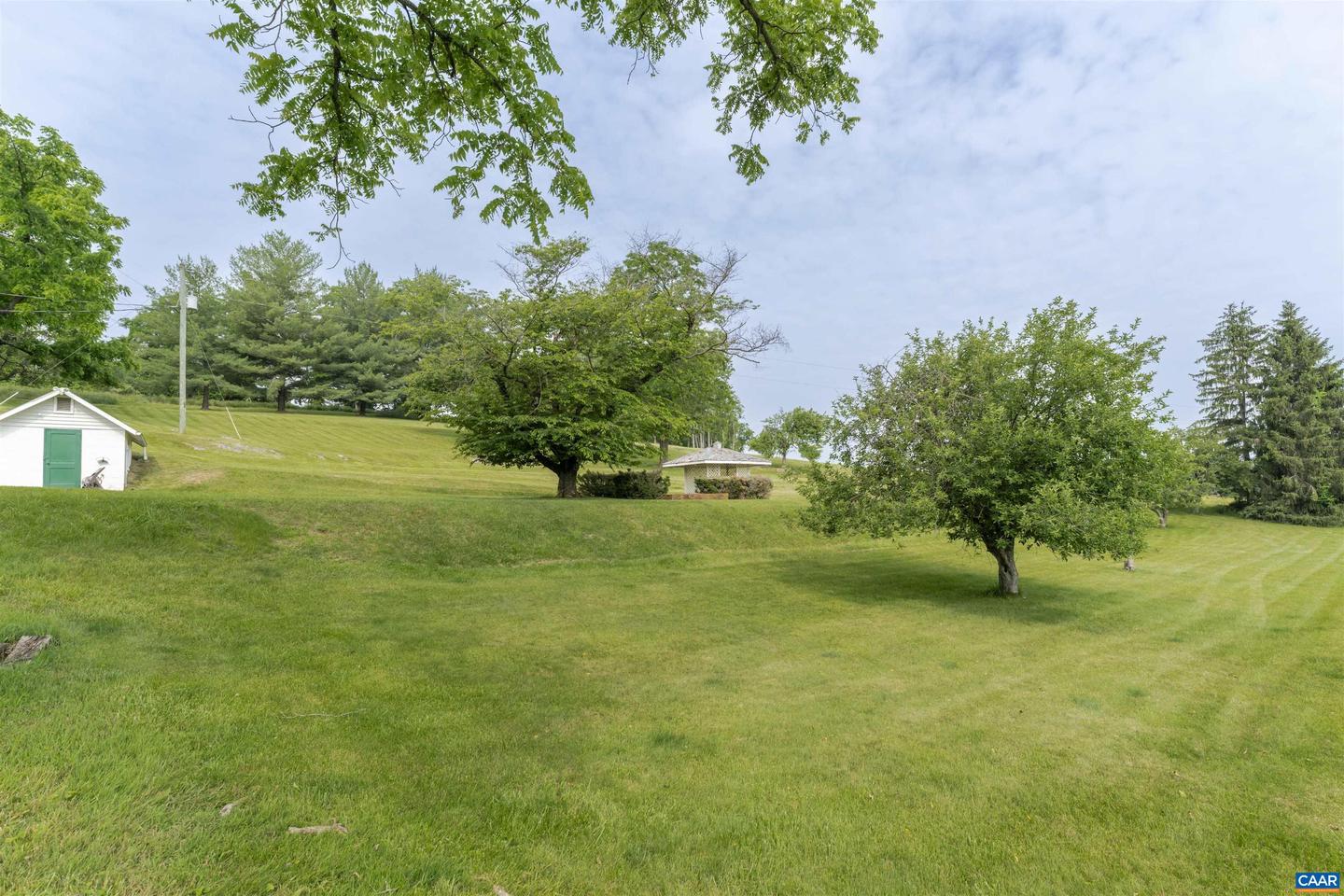 610 NEW HOPE RD, STAUNTON, Virginia 24401, 6 Bedrooms Bedrooms, ,4 BathroomsBathrooms,Residential,For sale,610 NEW HOPE RD,666789 MLS # 666789