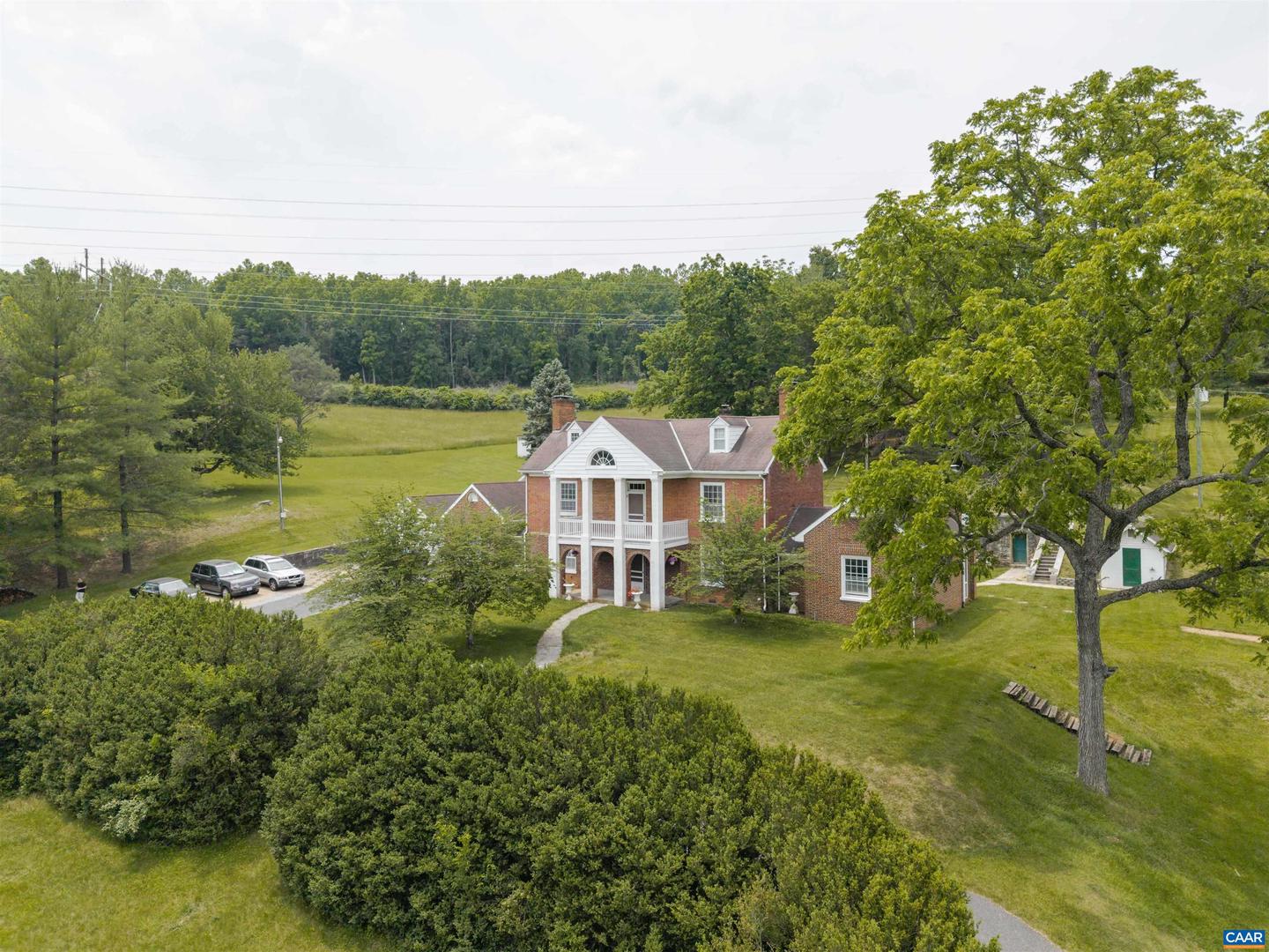 610 NEW HOPE RD, STAUNTON, Virginia 24401, 6 Bedrooms Bedrooms, ,4 BathroomsBathrooms,Residential,For sale,610 NEW HOPE RD,666789 MLS # 666789