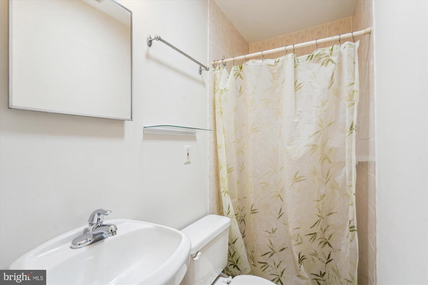 5309 JUXON PL, SPRINGFIELD, Virginia 22151, 3 Bedrooms Bedrooms, ,2 BathroomsBathrooms,Residential,For sale,5309 JUXON PL,VAFX2255796 MLS # VAFX2255796