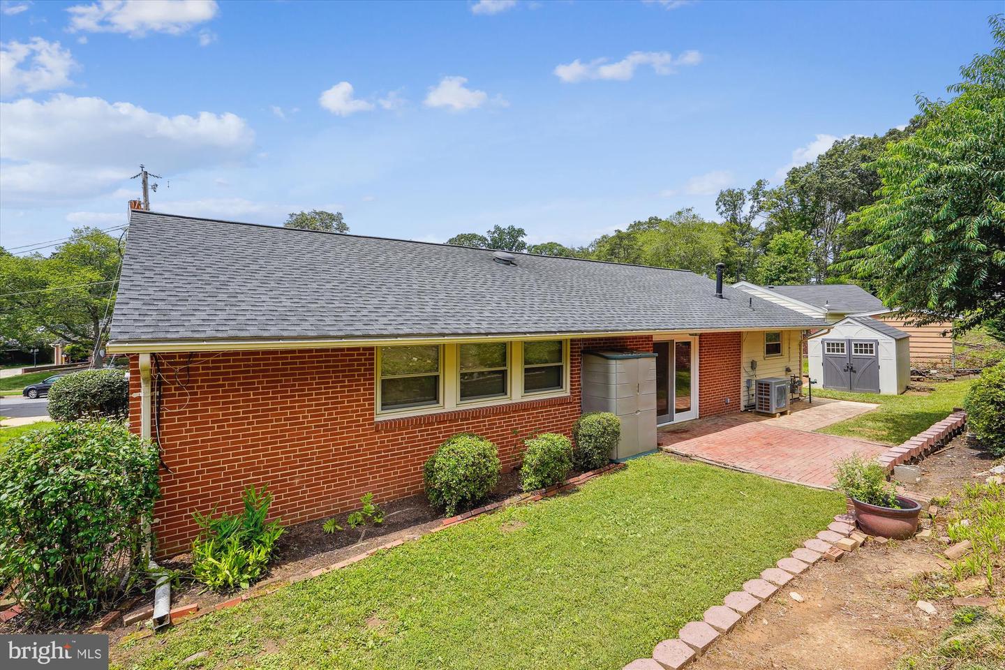 5309 JUXON PL, SPRINGFIELD, Virginia 22151, 3 Bedrooms Bedrooms, ,2 BathroomsBathrooms,Residential,For sale,5309 JUXON PL,VAFX2255796 MLS # VAFX2255796