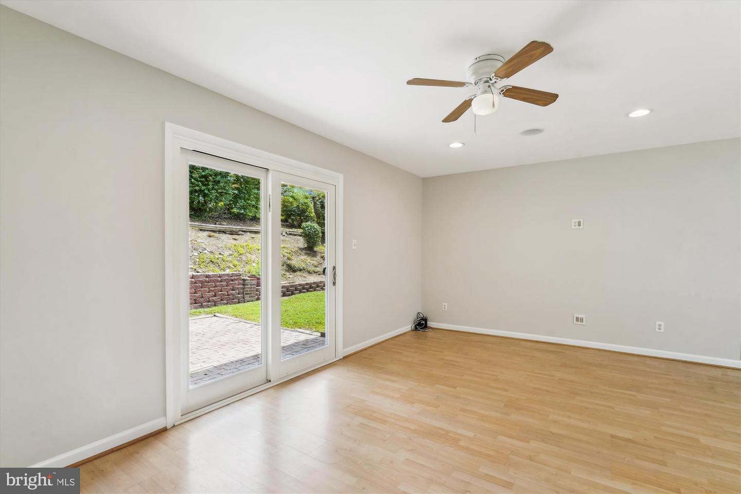 5309 JUXON PL, SPRINGFIELD, Virginia 22151, 3 Bedrooms Bedrooms, ,2 BathroomsBathrooms,Residential,For sale,5309 JUXON PL,VAFX2255796 MLS # VAFX2255796