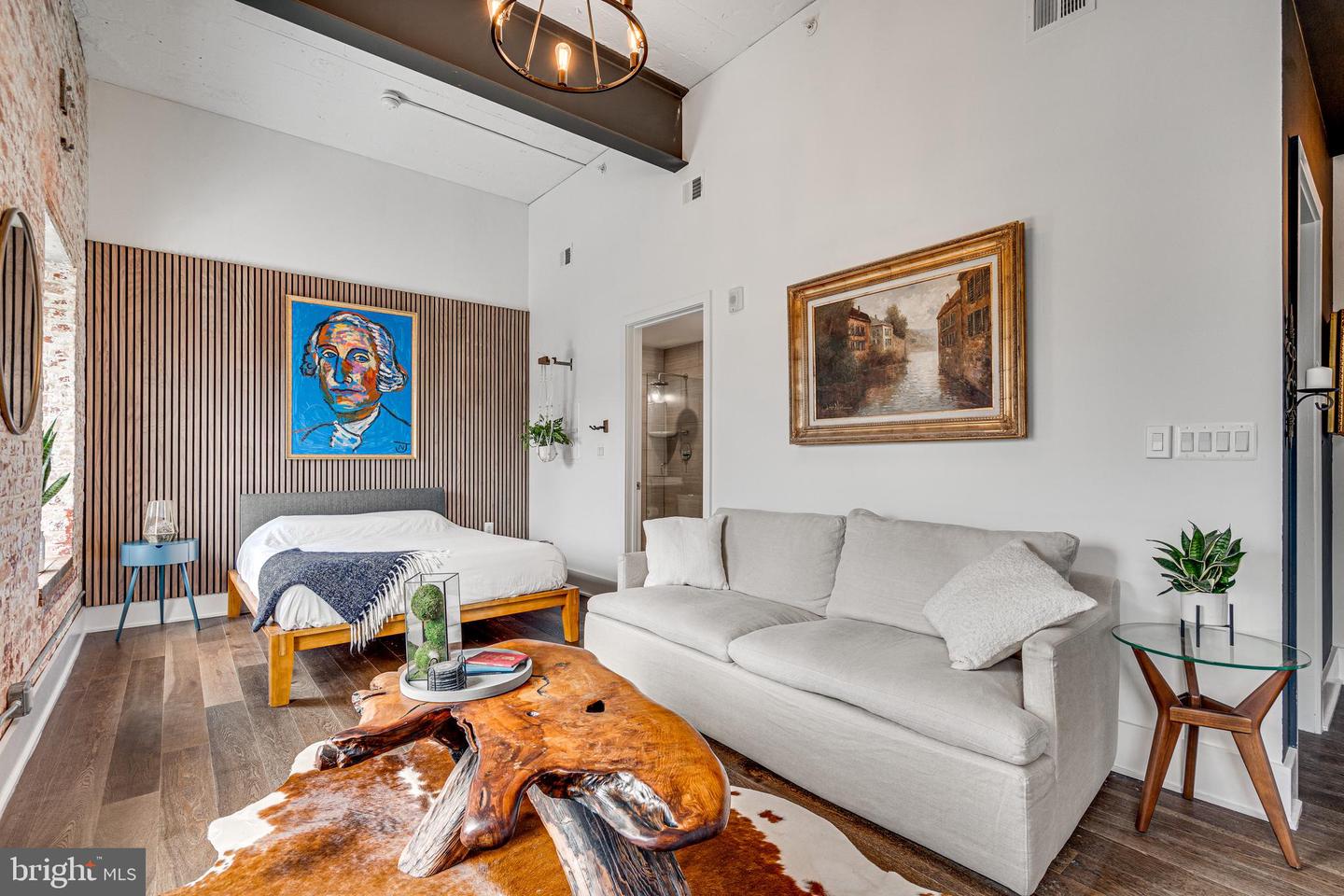 515 N WASHINGTON ST #304, ALEXANDRIA, Virginia 22314, ,1 BathroomBathrooms,Residential,For sale,515 N WASHINGTON ST #304,VAAX2047488 MLS # VAAX2047488