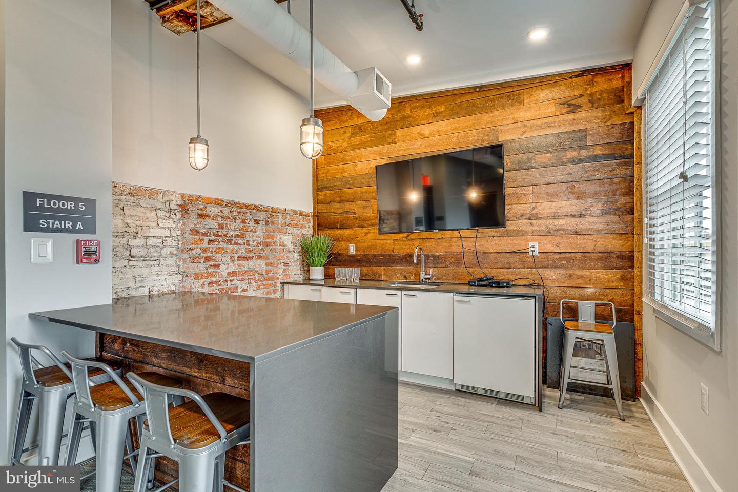 515 N WASHINGTON ST #304, ALEXANDRIA, Virginia 22314, ,1 BathroomBathrooms,Residential,For sale,515 N WASHINGTON ST #304,VAAX2047488 MLS # VAAX2047488