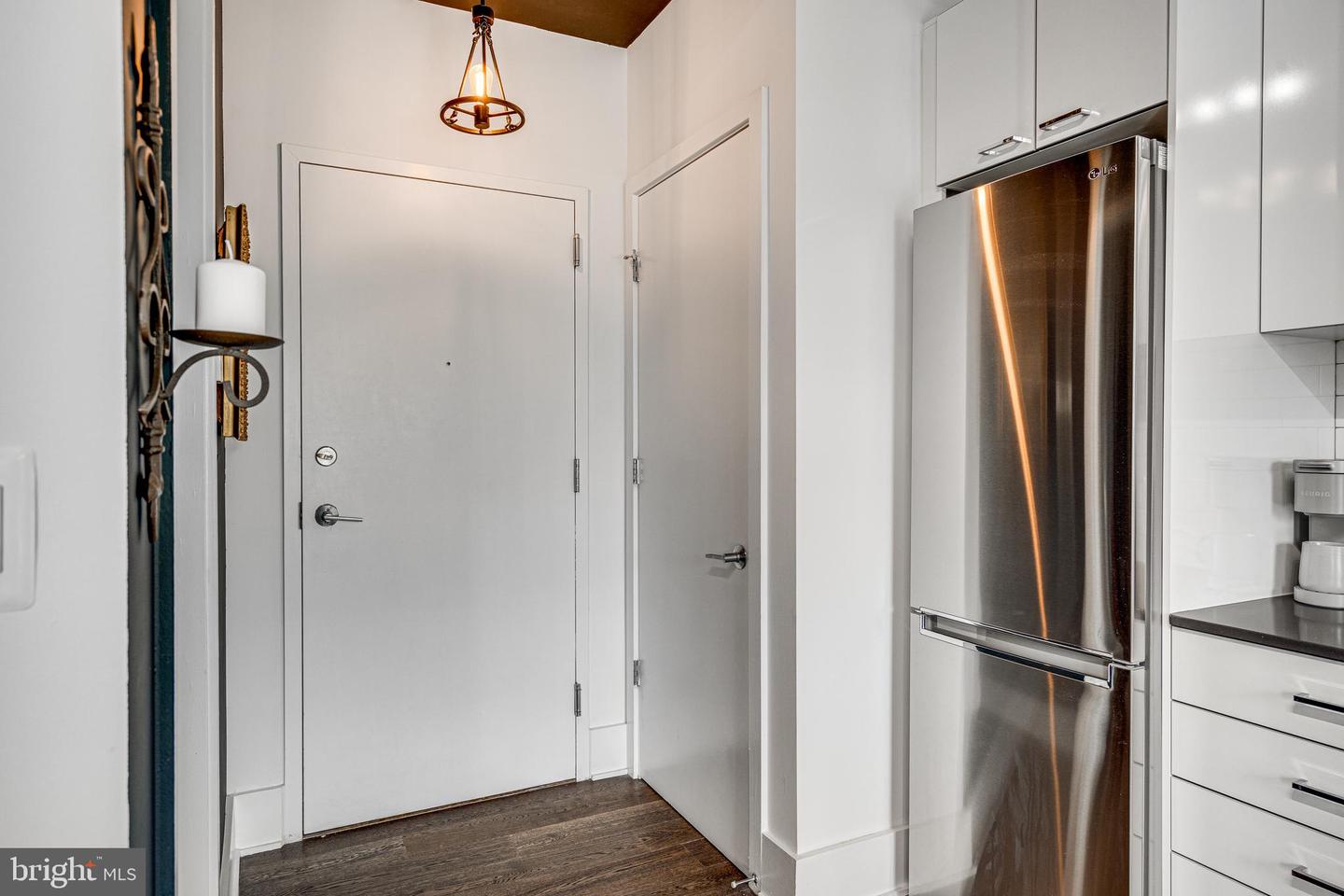 515 N WASHINGTON ST #304, ALEXANDRIA, Virginia 22314, ,1 BathroomBathrooms,Residential,For sale,515 N WASHINGTON ST #304,VAAX2047488 MLS # VAAX2047488